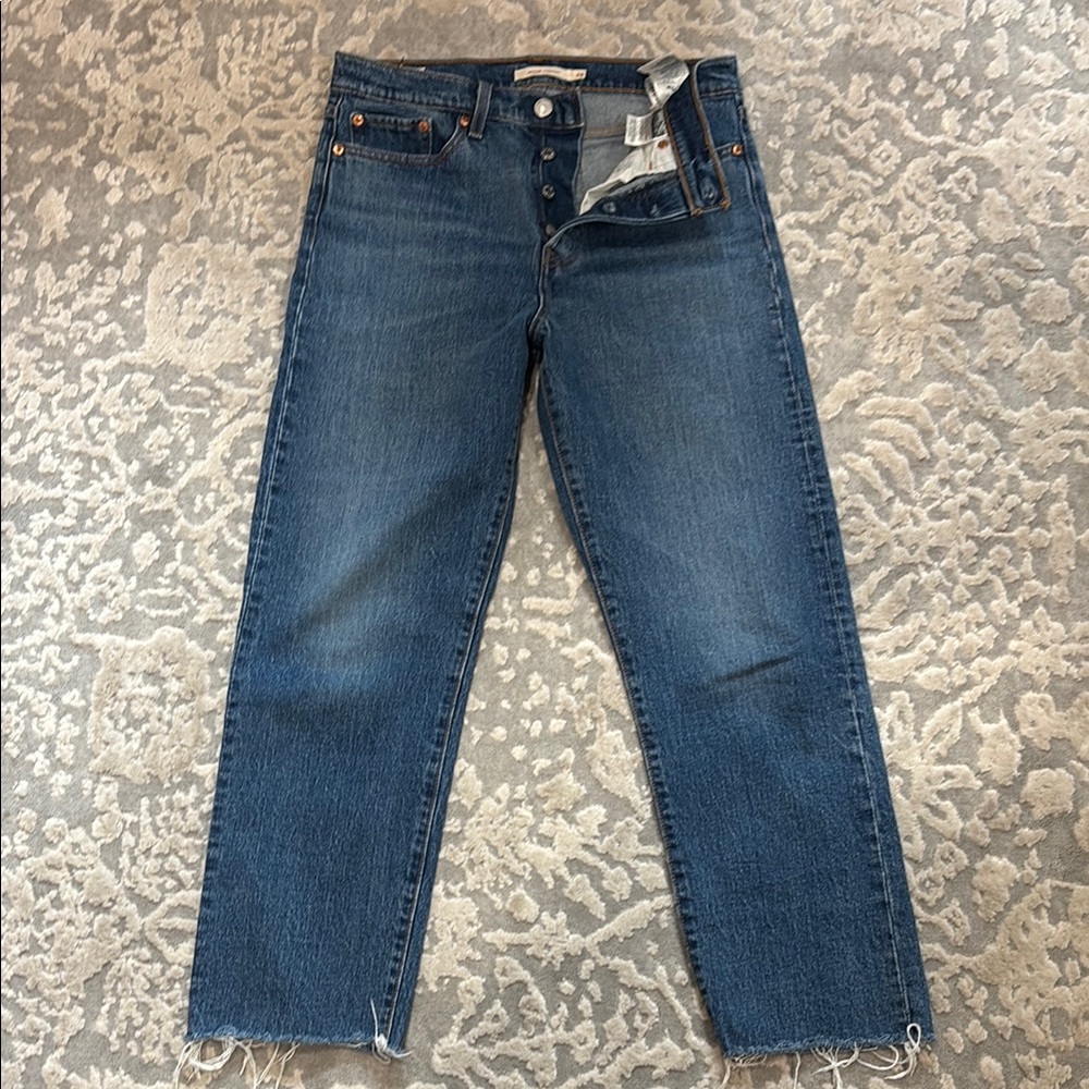 Levi's Women's wedgie straight jean